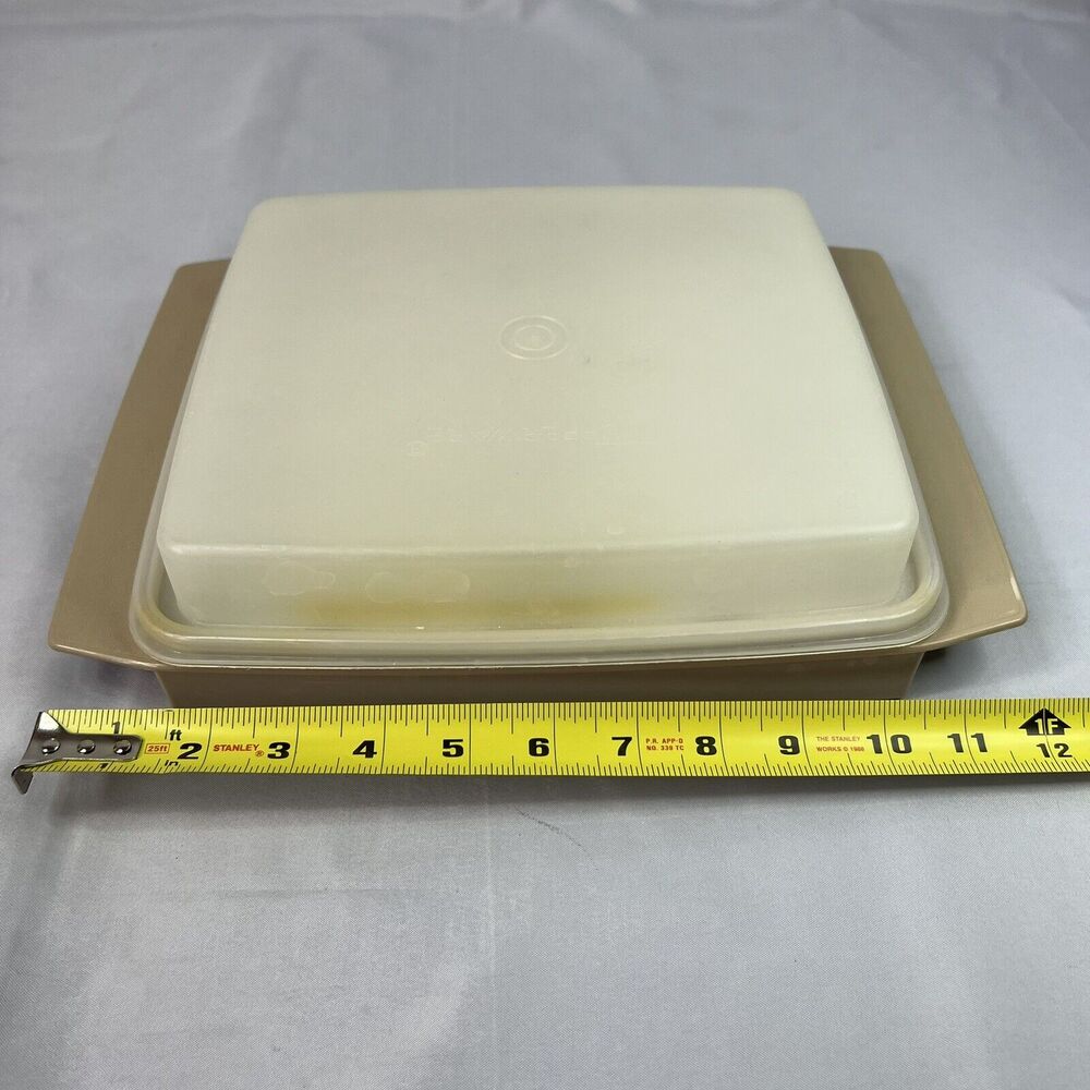 Vintage Original Tupperware Deviled Egg Carrier / Holder - Harvest Gold - Picture 10 of 10